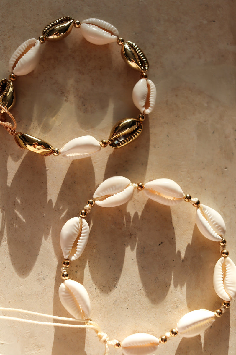 SEASHELL NECKLACE