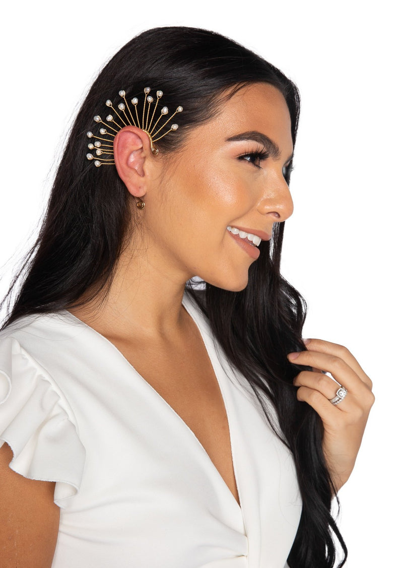 GINA EARCUFF